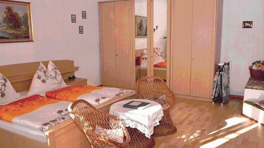 Gaestehaus Brueckler Hotel Gyanafalva Kültér fotó