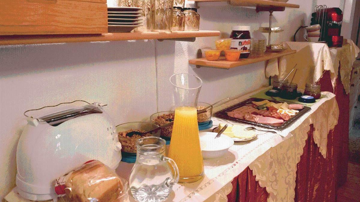 Gaestehaus Brueckler Hotel Gyanafalva Kültér fotó